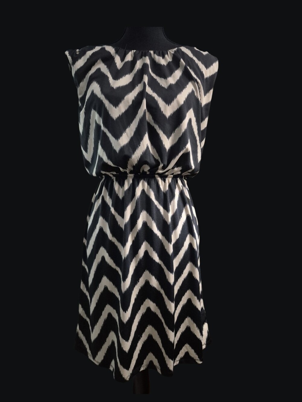 Corey P Black Cream Chevron Zigzag Elastic Waist Sleeveless Mini Dress - Size S